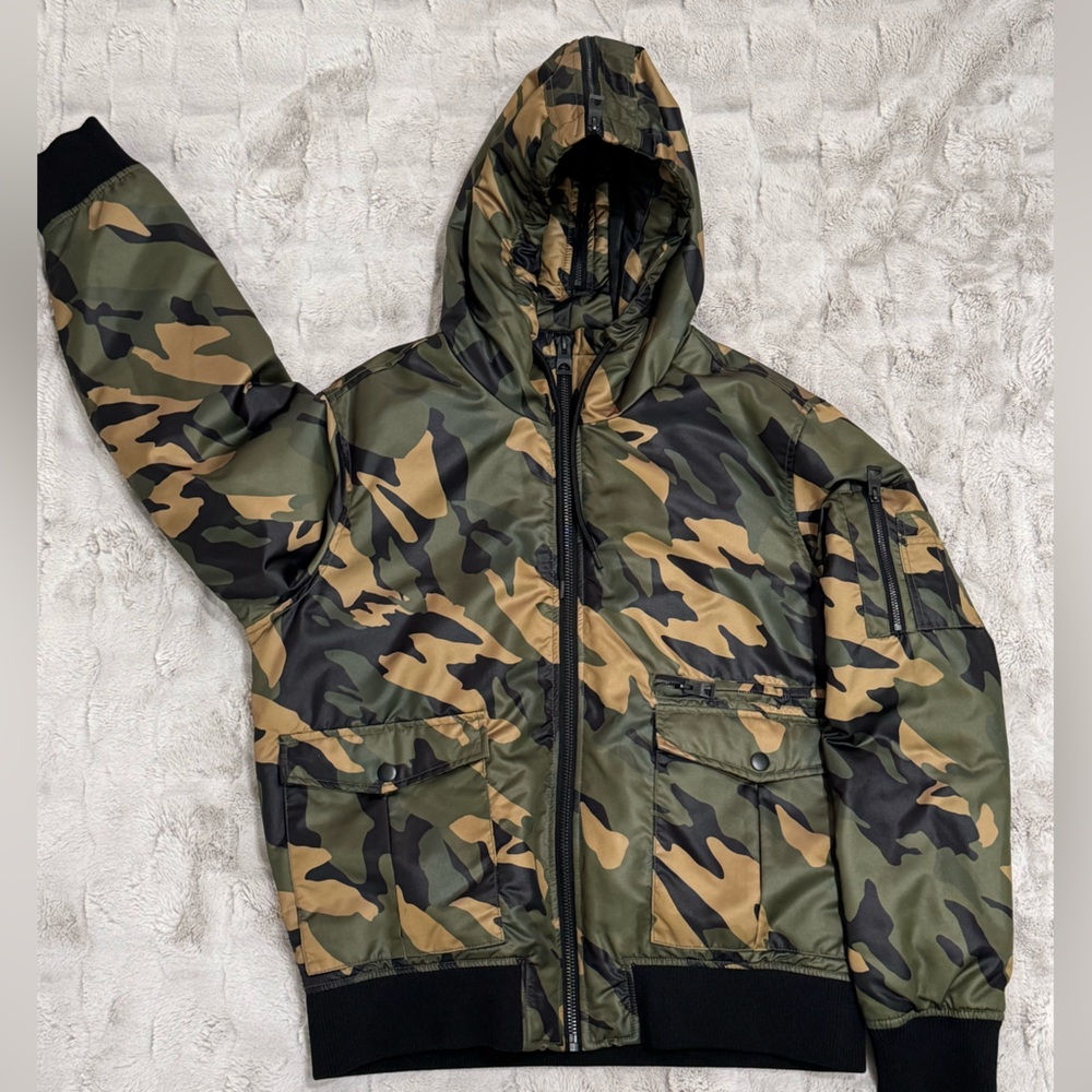 Guess Camouflage Jacket